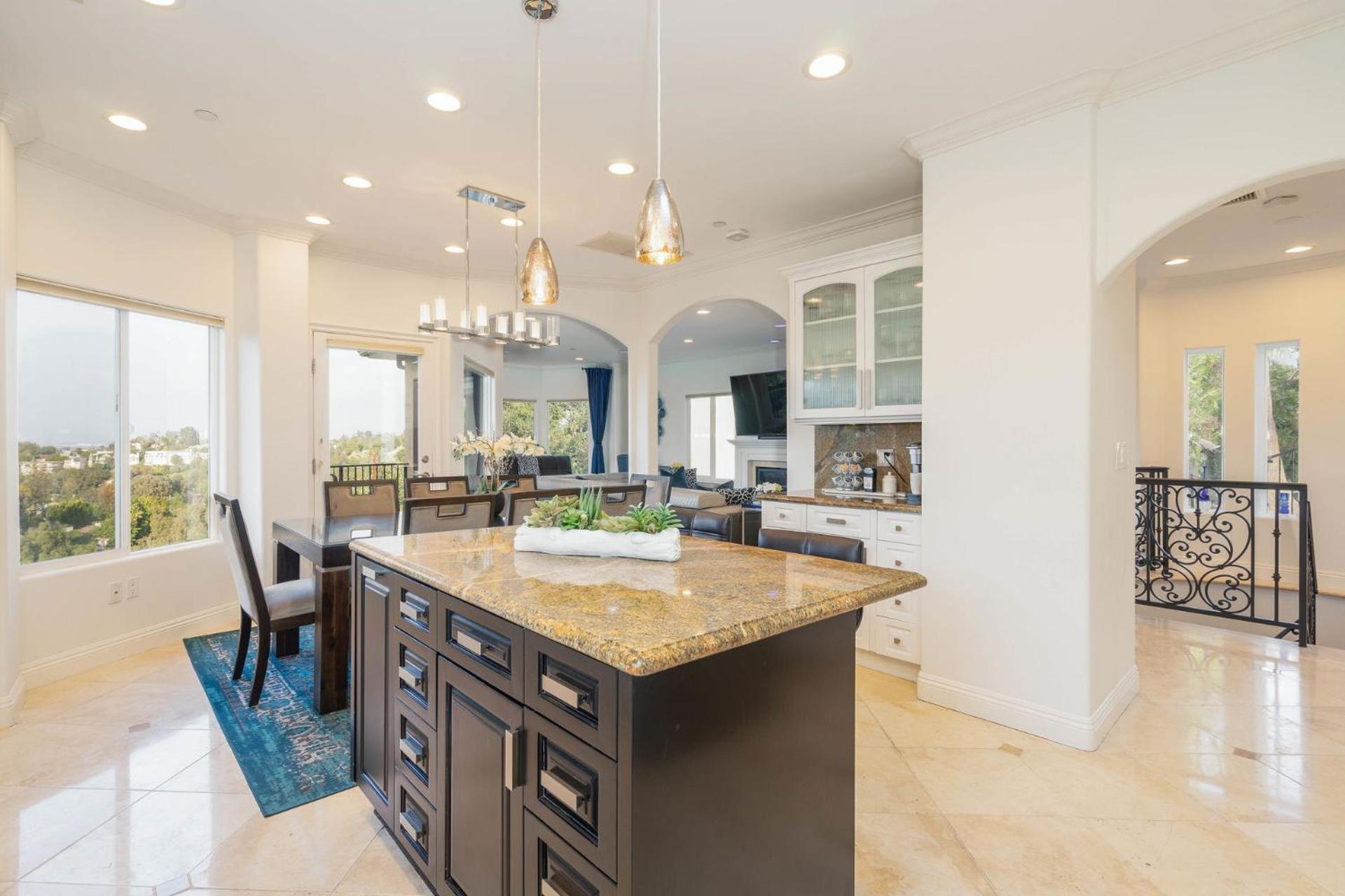 Luxury Modern W/ Great La Views Los Ángeles